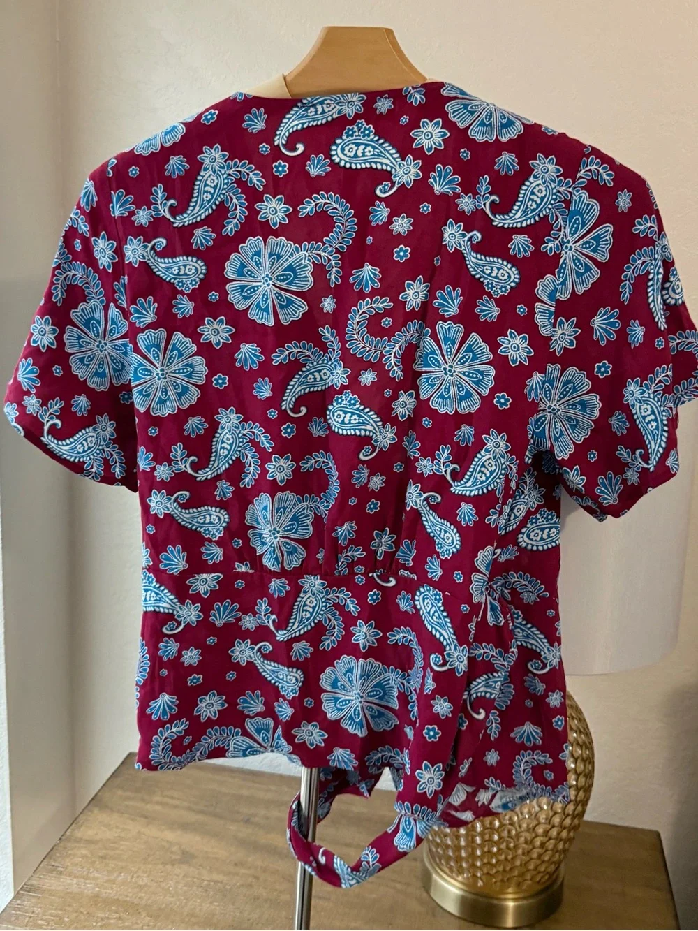 LOFT Women's Red & Blue Floral Wrap Tie Blouse NWT- Size Small - Picture 3 of 5